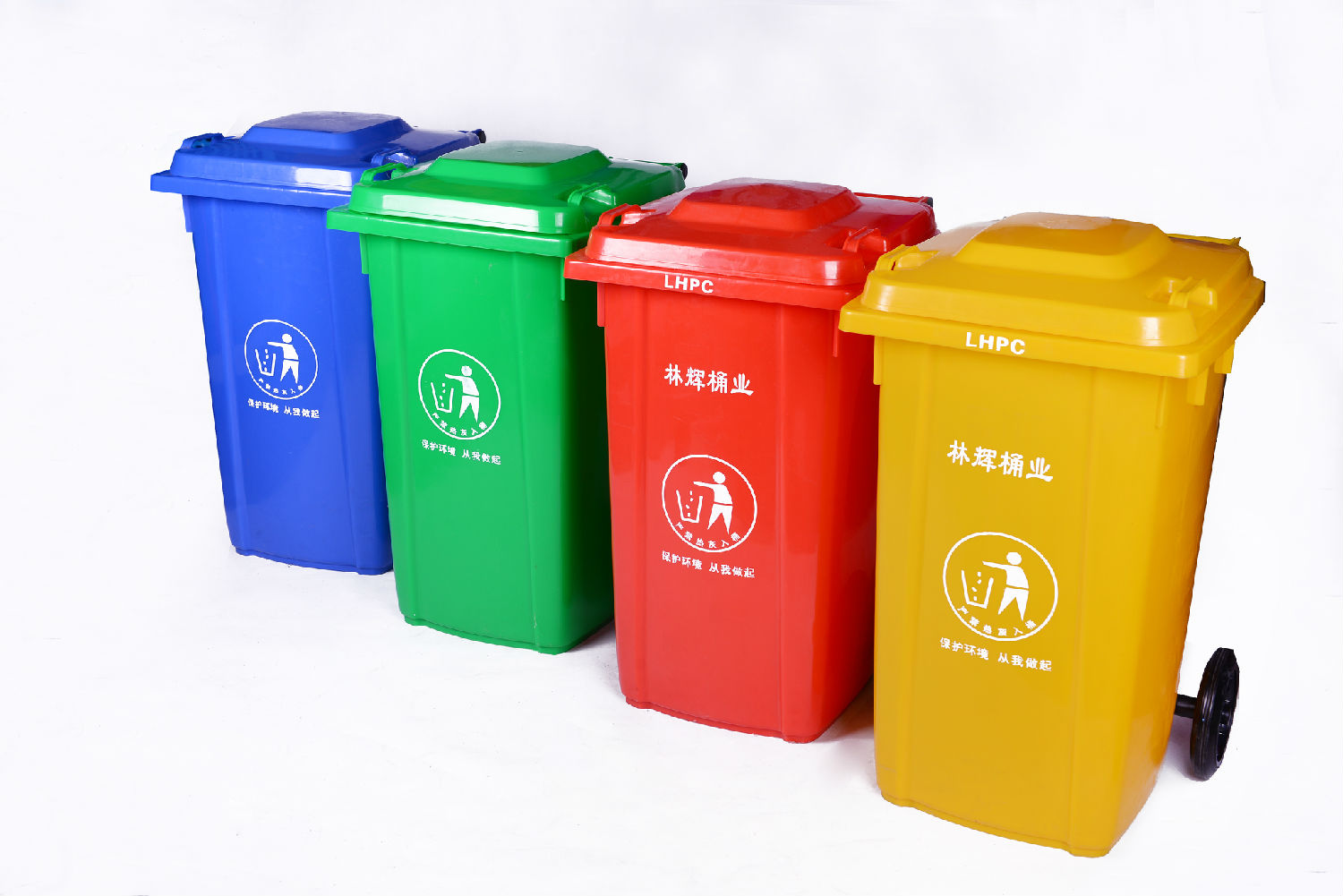 2018新春我換了新衣，還換了他...