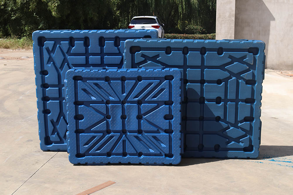 雙面塑料托盤多少錢？雙面托盤價格走向