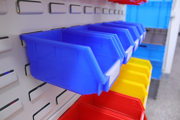 喏！情人節(jié)專屬背掛式零件盒愛心，扣緊一生！