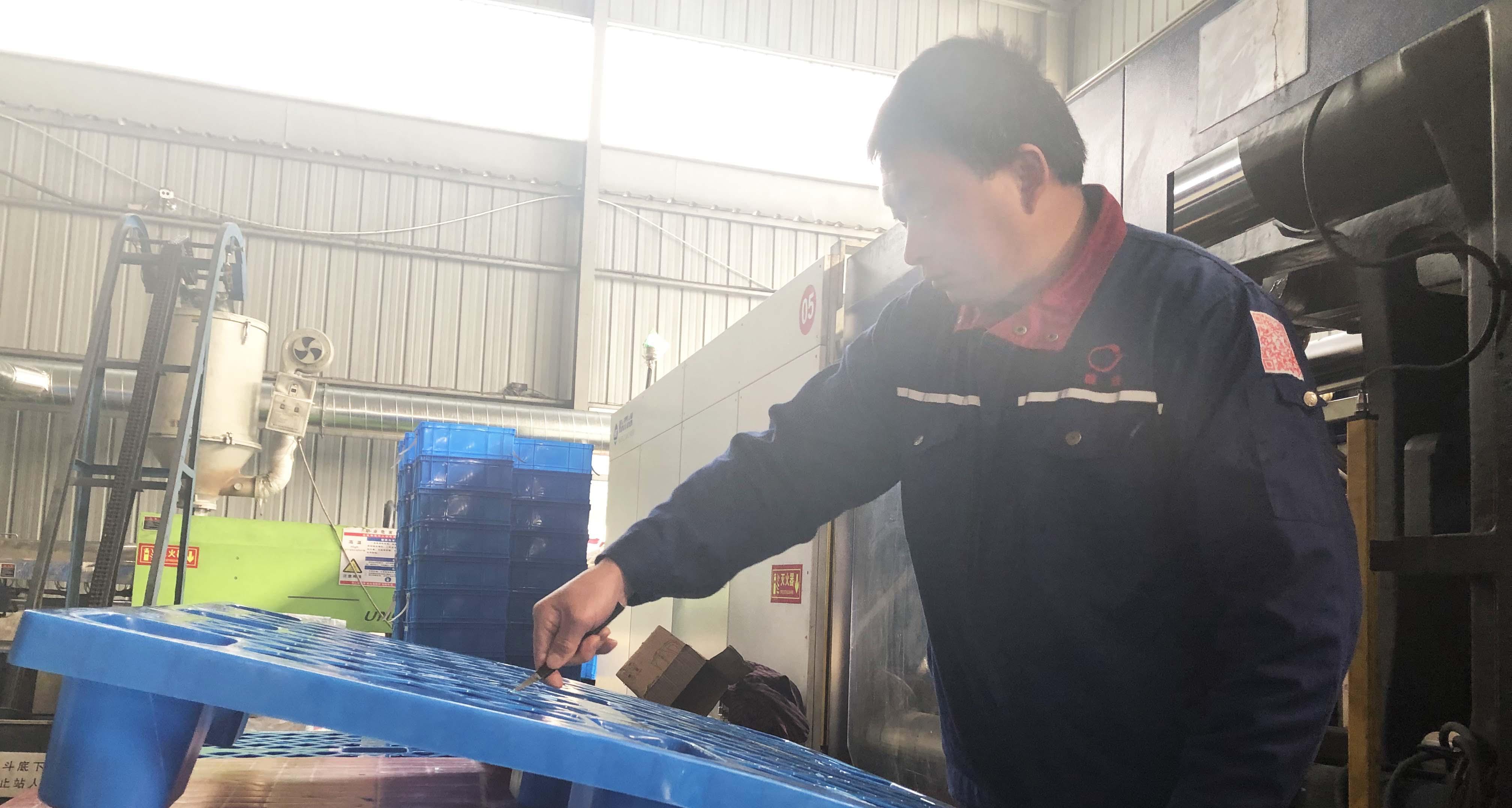 動不動比塑料托盤價格，行家告訴你事實非如此！