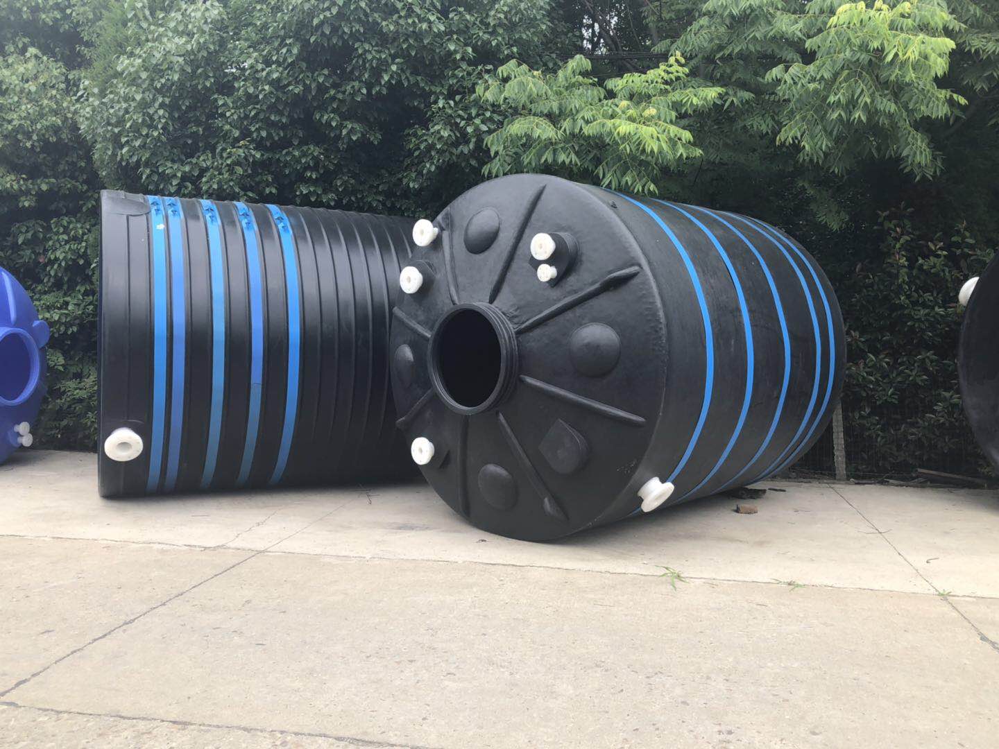 塑料儲(chǔ)罐打孔，一張圖告訴你這些孔的意義！