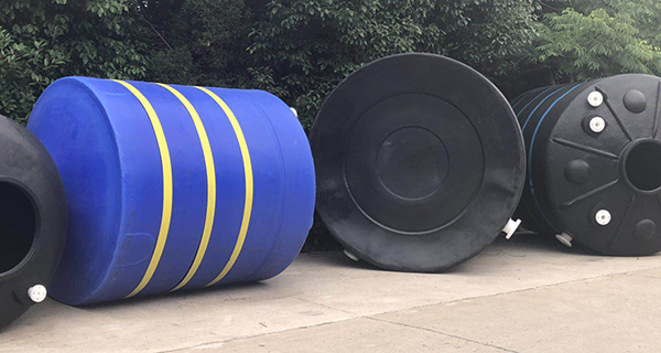 塑料儲(chǔ)罐外緣鋼帶的那些事情？